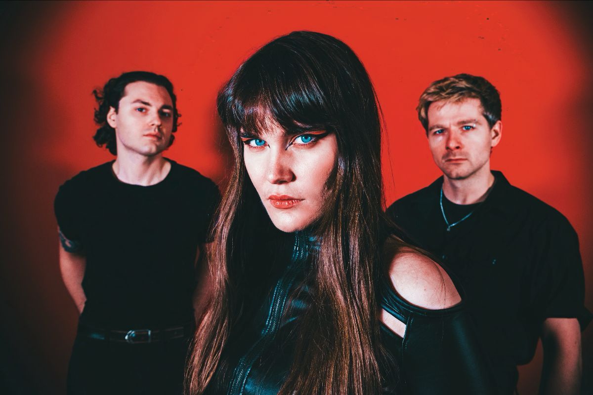 VIDEO NEWS: Calva Louise Release Video For Brand New Single ‘Under The Skin’