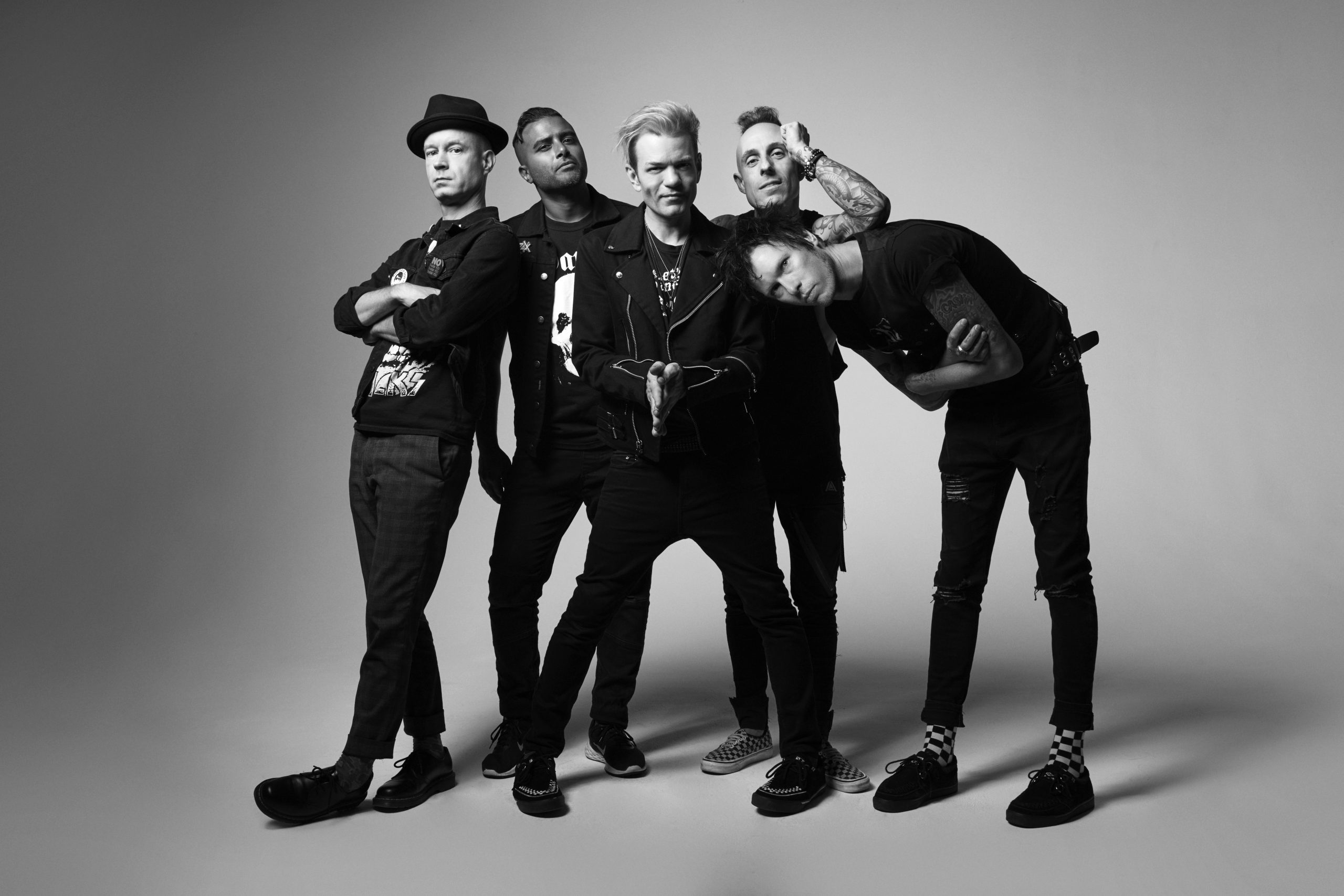 VIDEO NEWS: Sum 41 Release Video For New Single ‘Landmines’